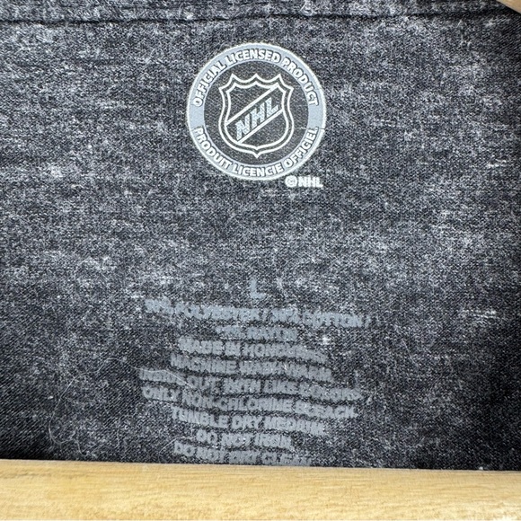 Grey and orange Philadelphia Flyers NHL cotton t-shirt size large - Picture 3 of 5